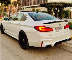 بی ئێم دەبڵیو سیریەس 5